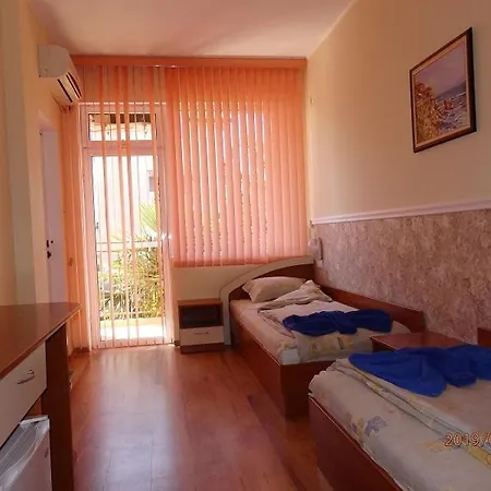 Napoli Pensiune 2*